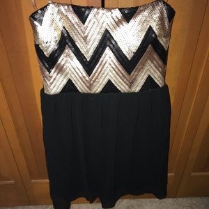 New semi dress size 7!